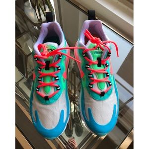 Nike Women’s Air Max 270 Reacts - Size 8